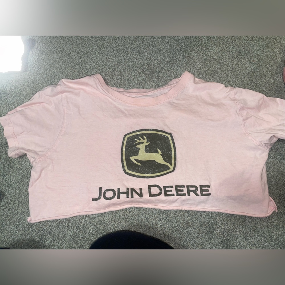 John deer pink cropped top with sparkles. Size M